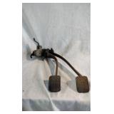 Volkswagen, clutch and break peddle