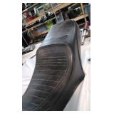 Yamaha Maxim seat