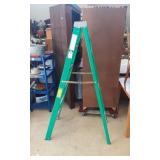 KELLER Ladder 6ft 225Ibs loading Capacity