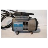 Oilless Diaphragm Compressor.