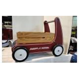 Radio flyer Walker Wagon