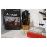 Astercook Knives and Unisonic answering machine