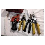 Tin Snips and Pipe Cutter