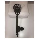 Vintage 11-inch Cast Iron Skeleton Key