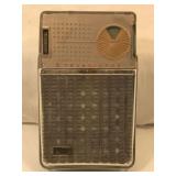 Vintage Linmark Portable 8-Transistor Radio