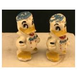 1940ï¿½s Walt Disney Donald Salt & Pepper Shaker Set