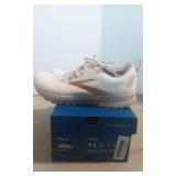 Brooks 'Revel 4' Womens shoes-Size 9.5