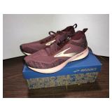 Brooks Women's 'Levitate 4' Running Shoe-Size 11.5
