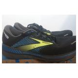 Brooks 'Adrenaline GTS 22' Men's shoes (Size 15)