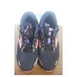 Brooks 'Adrenaline GTS 22' Womens shoes (Size 10)