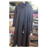 Donnybrook 100% Wool Full length Coat Size 6