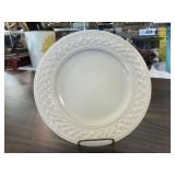 Faberware "Trellis" 116-Pc White Dinnerware Set