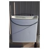 Danby Designer Mini fridge (1 Cubic foot)