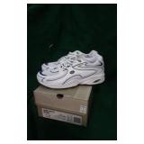 Ladies Etonic Gym Shoes size 9