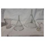 Mooney Airvent 32oz Glass Funnel