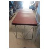 Good Design Folding Camp Table