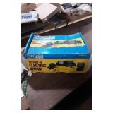 Chicago Electric 12 Volt Electric Wench