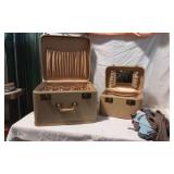 Vintage Amelia Earhart 2 pc luggage Set