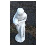 Concrete lady fountain top