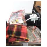 Plush and lap throws