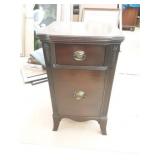 1 Door, 1 Drawer Nightstand/End Table