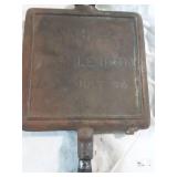 Vintage Wagner Waffle Iron