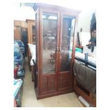 Locking Gun Cabinet