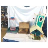 Custom Crafted Bird Houses and Feeder (3)
