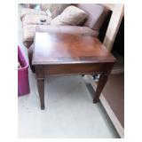 Hekman End Table