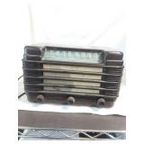 Vintage 1947 DELCO R-1227 Radio