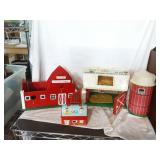 Vtg Fisher Price Family Farm