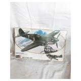 Vtg Revell Model Kit P-40 E Flying Tiger