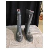 Ladies Rongee Muck Boots Size 9