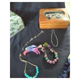 Jewelry and jewelry box