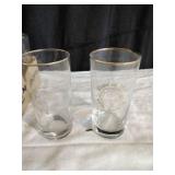 Vtg Gold Rimmed Drinking Glasses