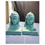 Roseville Burmese Green Bookends #718