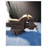 Craftsman 5-1/2 Swivel Bench Vise