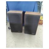 Realistic MC-2001 Speakers.