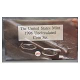 1996 US mint set. Contains key 1996-W Roosevelt