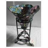 Like new stained glass style electric lamp. Like new stained glass style electric lamp.