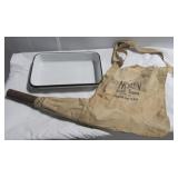 Antique seed horn and Enamel hospital tray. Antique seed horn and Enamel hospital tray.