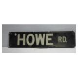 Double sided Howe Rd. Street sign.