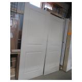 (2) Matching interior doors of different sizes. (2) Matching interior doors of different sizes.