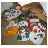 (4) Wood Christmas outdoor pieces, lighted (4) Wood Christmas outdoor pieces, lighted