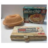 Romertopf clay baking dish with lid, Party-Patty Romertopf clay baking dish with lid, Party-Patty