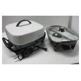 (2) Electric frying pans with lids and cords (2) Electric frying pans with lids and cords