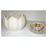 Clear jar with seashells, Poland cup and saucer Clear jar with seashells, Poland cup and saucer
