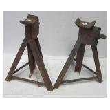 (2) Jack Stands. (2) Jack Stands.
