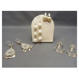 (4) Pairs of sterling silver earrings of various