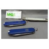 (4) Pocket knives including A.F. ELD Co., money